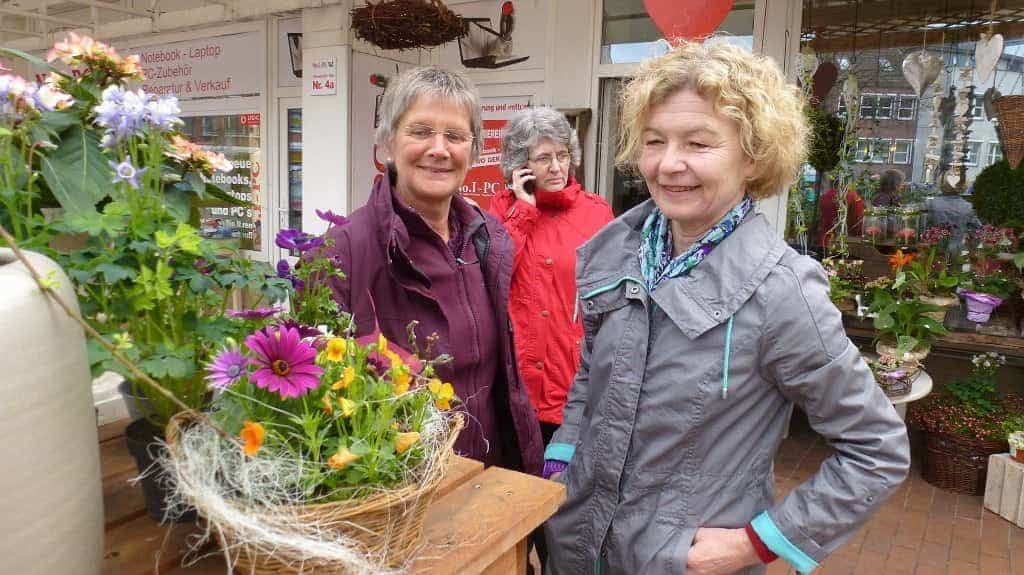 05-2013-Schulfreundinnen-Susi-Anke-Jutta-Abitreffen-nach-30Jahren