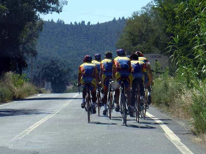 Alentejo 2006: Radrennfahrer vor Cercal